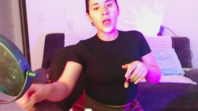 Snapshot of AriaDonatti chatting on 03/05/26, 10:39 AriaDonatti online show from 03/05/26, 10:39