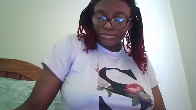 Snapshot of SexyGemBeauty chatting on 03/11/26, 10:54 SexyGemBeauty online show from 03/11/26, 10:54