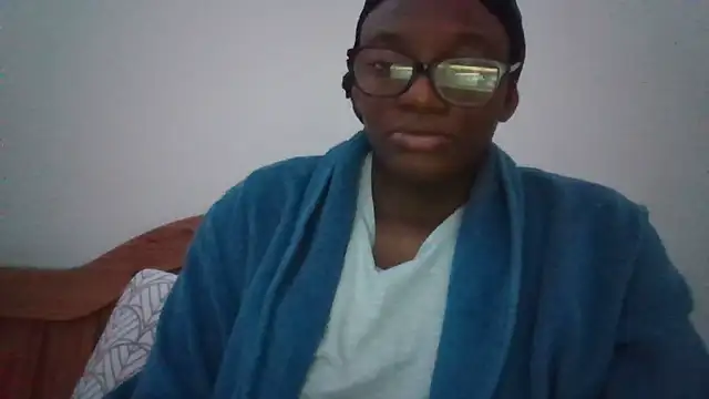 Snapshot of SexyGemBeauty chatting on 04/10/26, 10:14 SexyGemBeauty online show from 04/10/26, 10:14