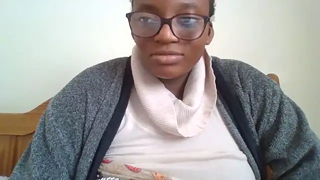 Snapshot of SexyGemBeauty chatting on 04/19/26, 01:54 SexyGemBeauty online show from 04/19/26, 01:54
