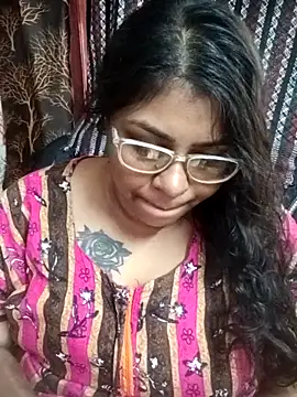 deepika-mallus online show from 04/20/26, 08:17