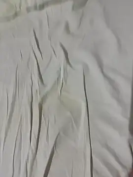 Snapshot of GloriaKariolaki chatting on 03/05/26, 02:02 GloriaKariolaki online show from 03/05/26, 02:02