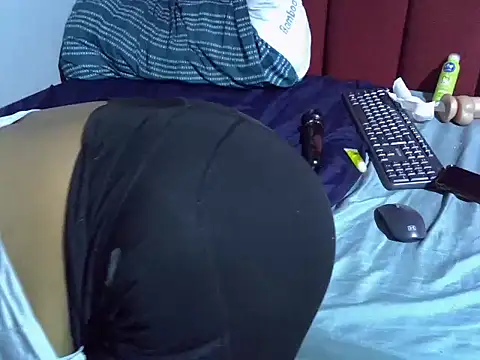 Talia82 online show from 03/19/26, 04:33