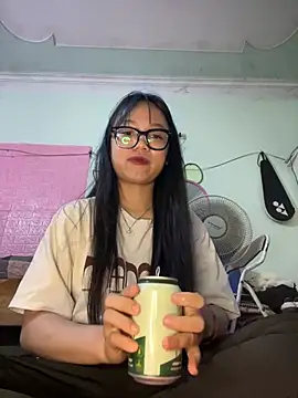 Leeeeiu online show from 03/19/26, 03:38