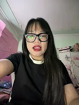 Leeeeiu online show from 06/24/26, 03:11