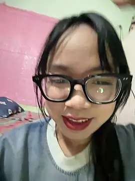 Leeeeiu online show from 06/30/26, 03:24