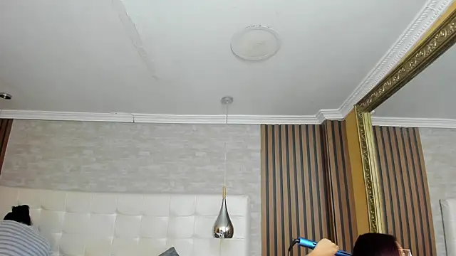 AbbyLoius online show from 04/18/26, 01:37