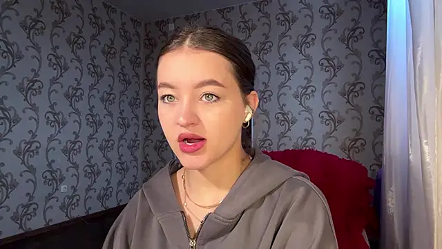 KarineDampy online show from 03/04/26, 06:08