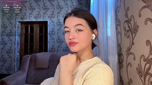 KarineDampy online show from 03/07/26, 08:33