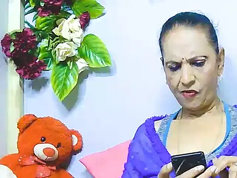Hot queen58 online show from 06/03/26, 02:55