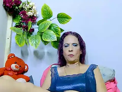 Hot queen58 online show from 07/22/26, 06:00