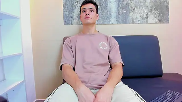 ZANE EVANS online show from 06/04/26, 12:44
