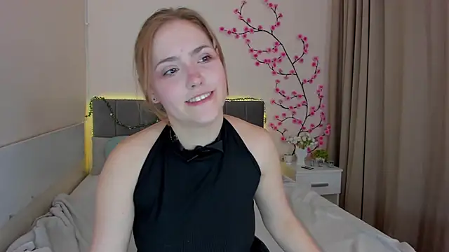 DellaRows online show from 03/12/26, 01:28