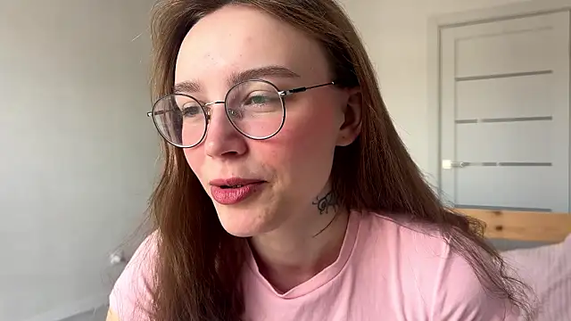 Lolatatee online show from 03/23/26, 05:11