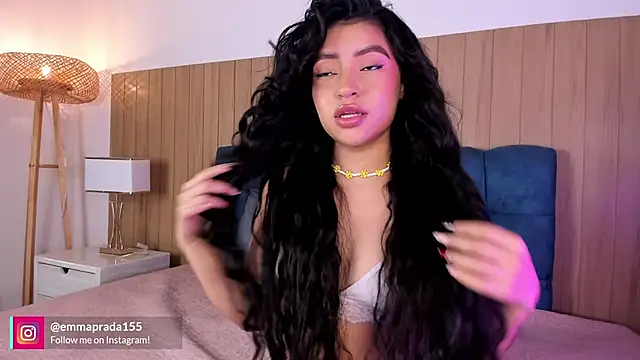 missprada  online show from 03/17/26, 11:57