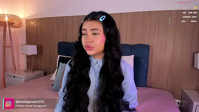 missprada  online show from 03/19/26, 12:09