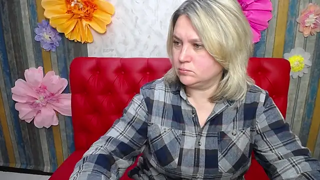 VickyRobins online show from 03/05/26, 06:53