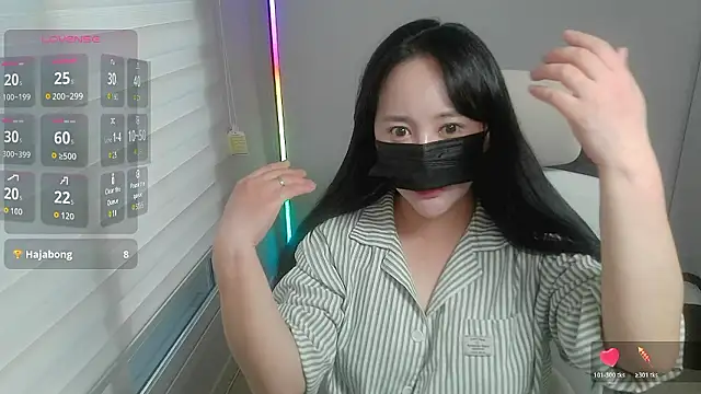 myboy6989 online show from 04/24/26, 02:03