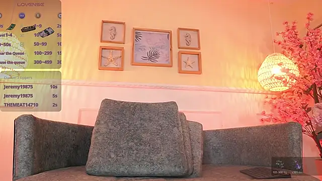 EsmeraldaGracee online show from 04/21/26, 01:42