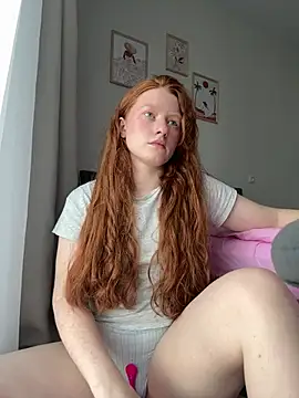 gingerlatte online show from 04/14/26, 08:42