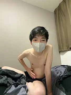 Snapshot of Ayutoda chatting on 05/21/26, 04:47 Ayutoda online show from 05/21/26, 04:47
