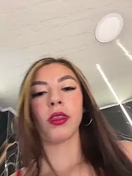   Nahomy online show from 03/03/26, 12:11