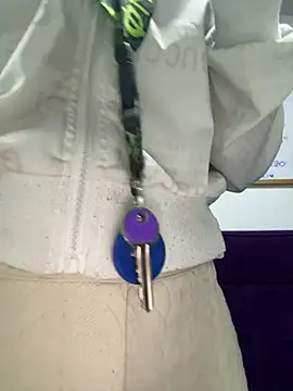   Nahomy online show from 03/10/26, 11:37