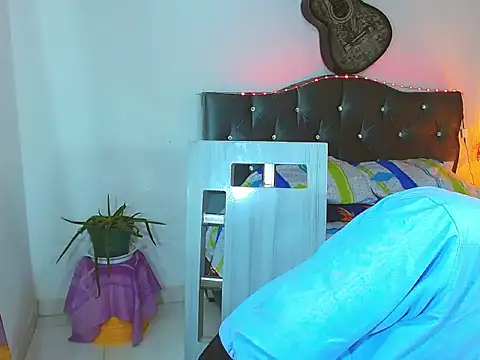  Santi2 online show from 03/21/26, 08:19