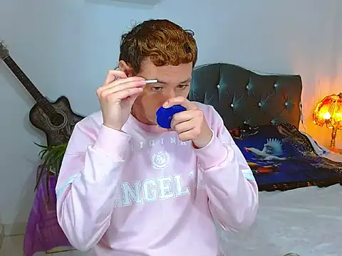  Santi2 online show from 04/20/26, 08:17