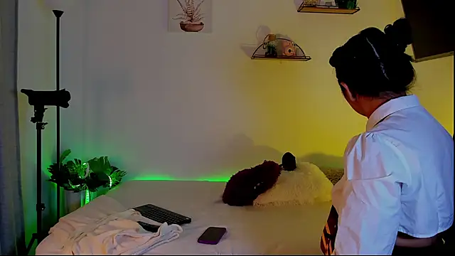 AlaiaRogers online show from 03/13/26, 10:33