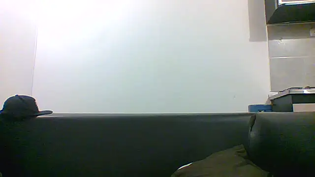 Snapshot of charles_king chatting on 06/18/26, 05:30 charles king online show from 06/18/26, 05:30