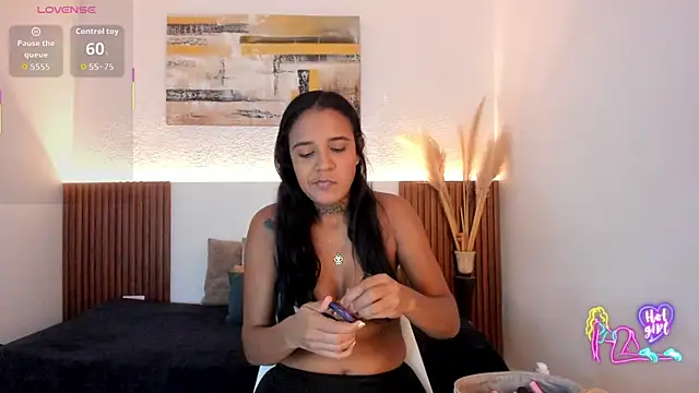 Snapshot of Tiana_Glow2 chatting on 07/09/26, 10:47 Tiana Glow2 online show from 07/09/26, 10:47