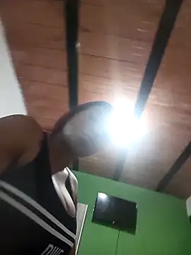 vanessarodriguez69 online show from 04/05/26, 02:14