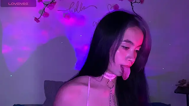 Snapshot of sweet_molly420 chatting on 05/16/26, 12:40 sweet molly420 online show from 05/16/26, 12:40