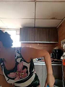 Lucia Rios online show from 03/31/26, 05:24