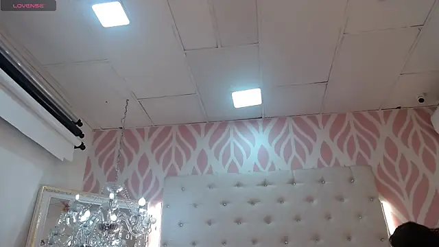 SolAvelary online show from 04/17/26, 12:08