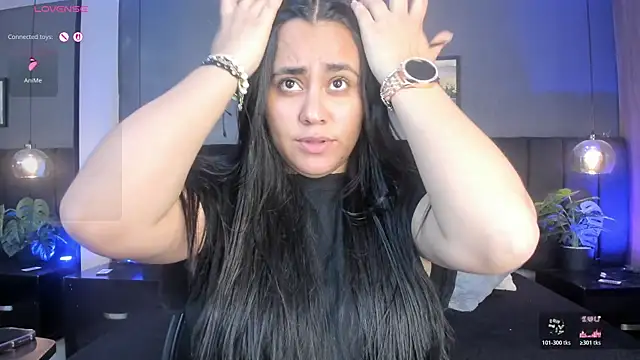 Snapshot of alejandra__garcia chatting on 07/21/26, 03:20 alejandra garcia online show from 07/21/26, 03:20