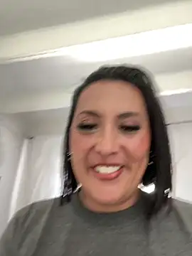 Valeriaa cruz online show from 04/02/26, 07:44