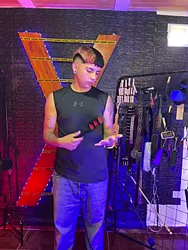 MrMagnus Bdsm Extreme online show from 03/06/26, 02:57