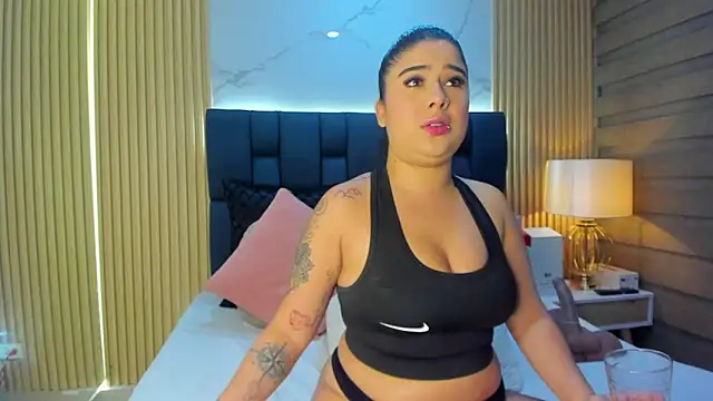 AmaraTexas online show from 04/01/26, 01:28