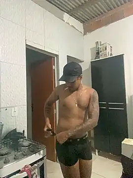 Juni0r777 online show from 03/03/26, 09:42