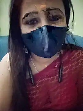 Snapshot of Tamil_Rani- chatting on 06/30/26, 05:14 Tamil Rani- online show from 06/30/26, 05:14
