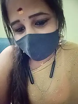 Snapshot of Tamil_Rani- chatting on 07/03/26, 05:52 Tamil Rani- online show from 07/03/26, 05:52