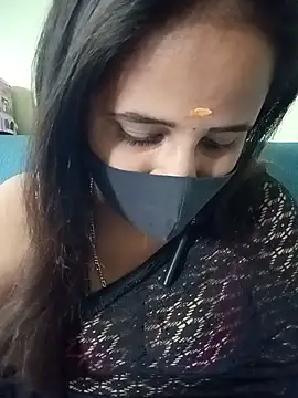 Snapshot of Tamil_Rani- chatting on 07/06/26, 05:48 Tamil Rani- online show from 07/06/26, 05:48