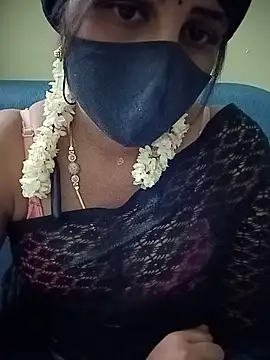 Snapshot of Tamil_Rani- chatting on 07/28/26, 04:50 Tamil Rani- online show from 07/28/26, 04:50