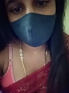 Snapshot of Tamil_Rani- chatting on 07/29/26, 06:11 Tamil Rani- online show from 07/29/26, 06:11