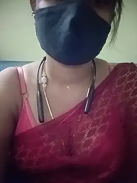 Snapshot of Tamil_Rani- chatting on 07/31/26, 06:57 Tamil Rani- online show from 07/31/26, 06:57