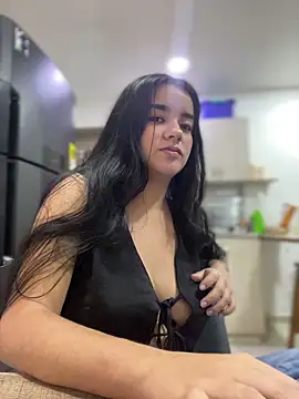 Sophia Wy online show from 04/09/26, 08:03