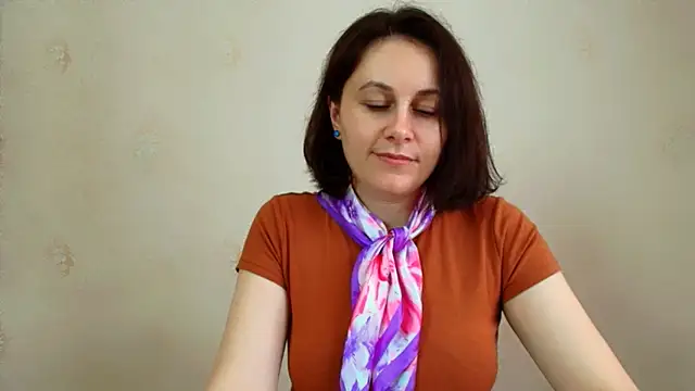 Snapshot of Inessa_beauty chatting on 05/10/26, 10:42 Inessa beauty online show from 05/10/26, 10:42