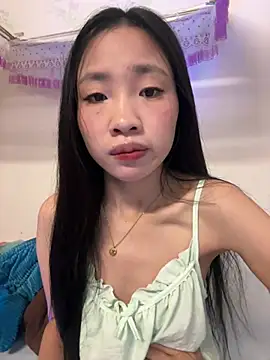 Snapshot of MIABCDZ chatting on 07/06/26, 03:47 MIABCDZ online show from 07/06/26, 03:47